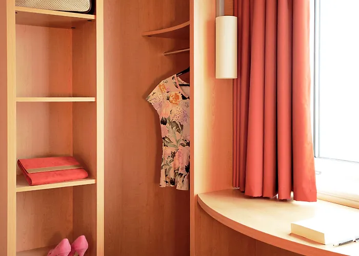 Paris Nord 2 Cdg Aeroport Hotel 3*