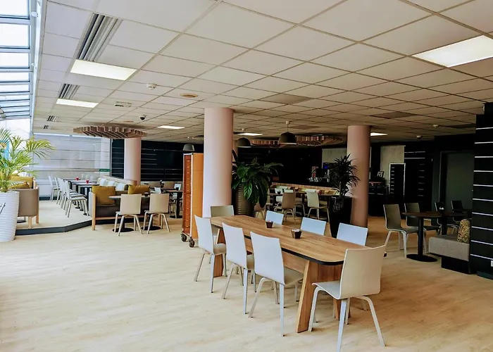 Hotel Paris Nord 2 Cdg Aéroport 3*