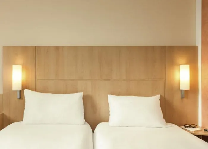 Hotel Paris Nord 2 Cdg Aéroport 3*