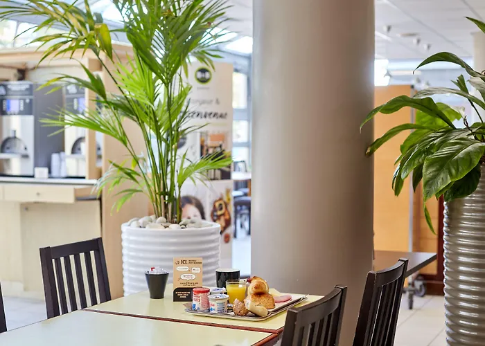 Hotel Paris Nord 2 Cdg Aéroport 3*
