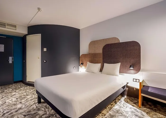 Hotel Paris Nord 2 Cdg Aéroport 3*